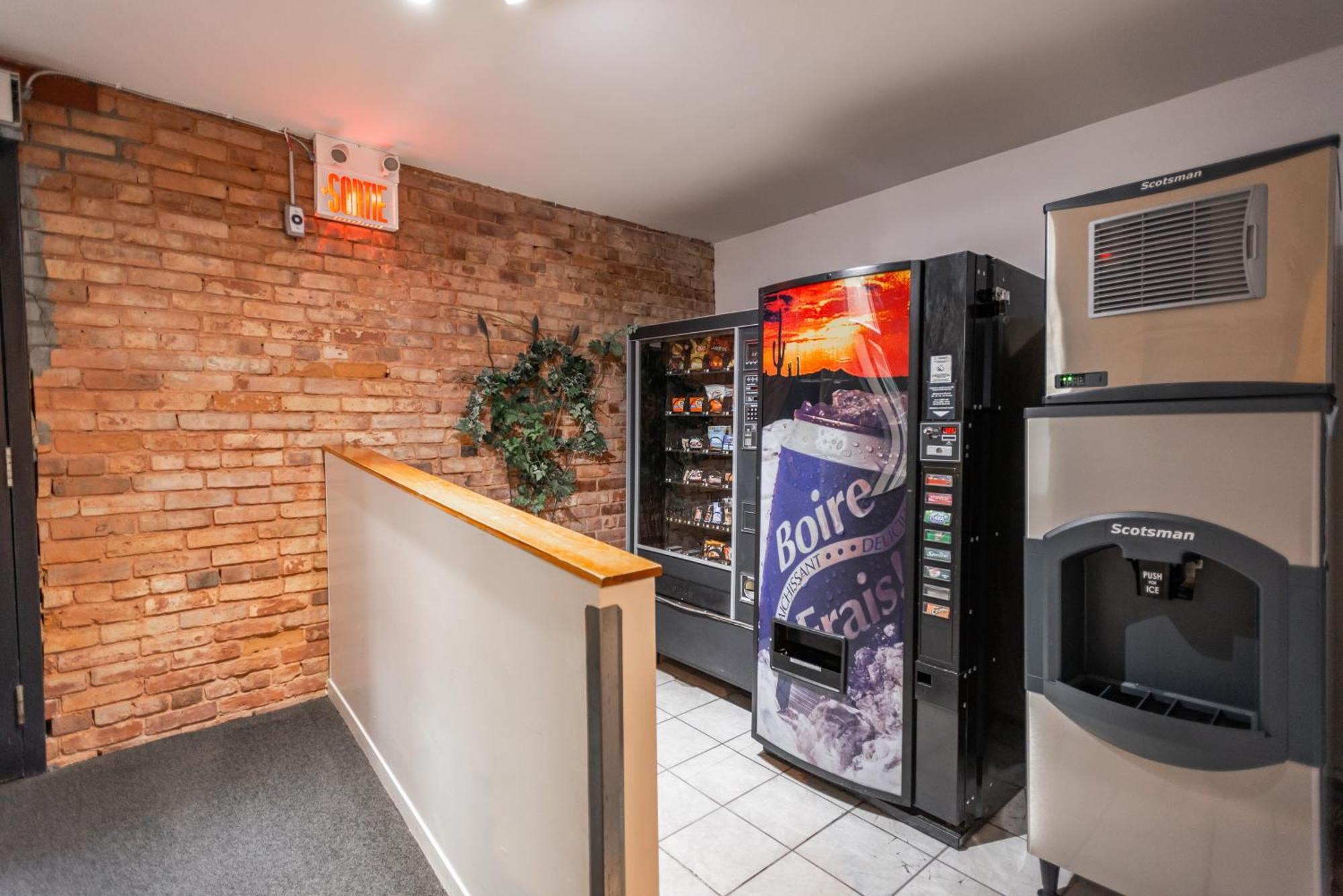 Hotel Le Roberval Montréal Eksteriør billede