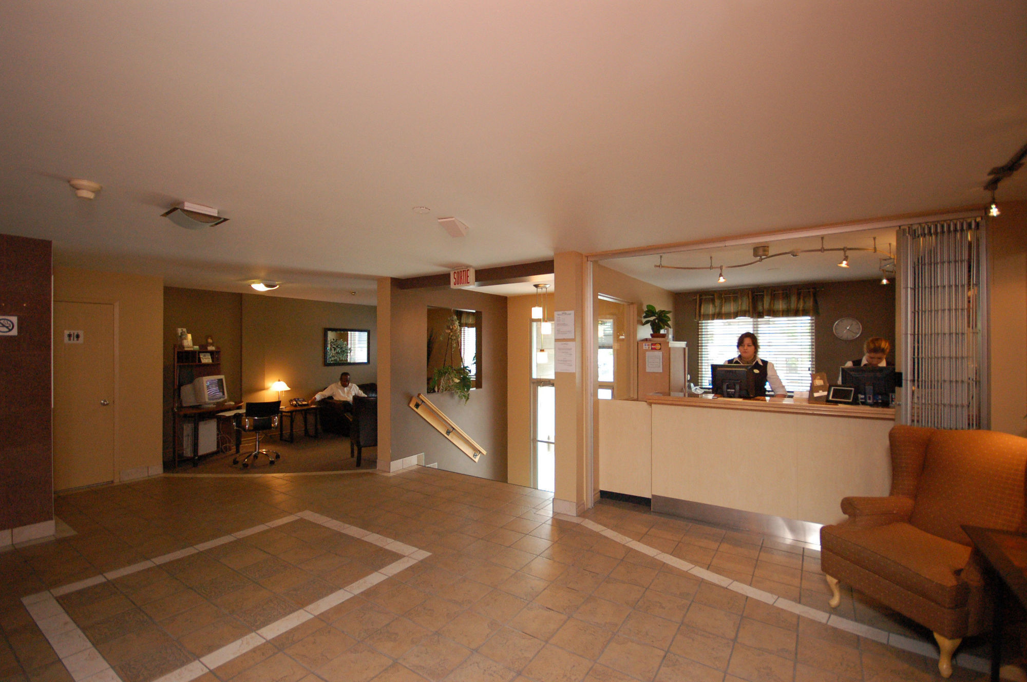 Hotel Le Roberval Montréal Interiør billede